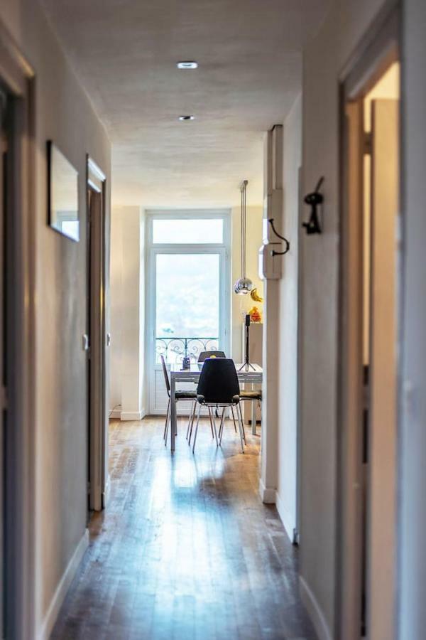 Bright Airy Spacious Apartment باسي المظهر الخارجي الصورة